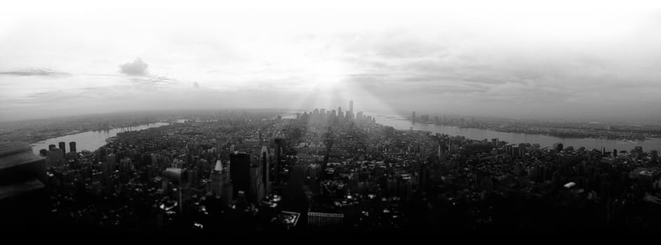 black-and-white-city-skyline-buildings